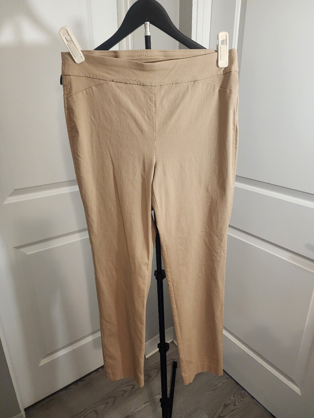 JM Collection Tan Pull On Pants Size M